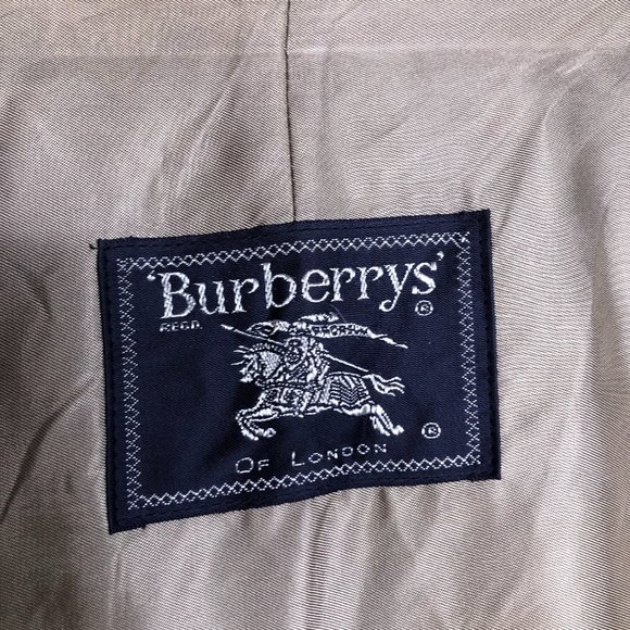 Vintage Burberry's Mens 42 Trench Coat Belted - Picture 2 of 12
